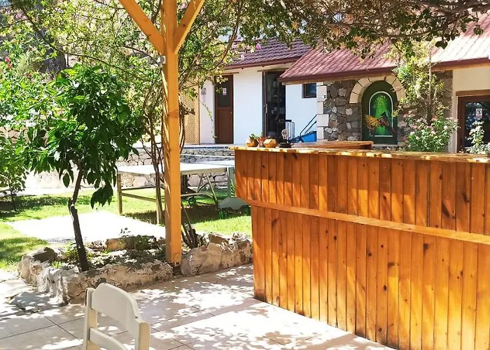 Hotel Swiss Eviniz (adults Only) 3*