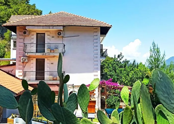 Hotel Swiss Eviniz (adults Only)