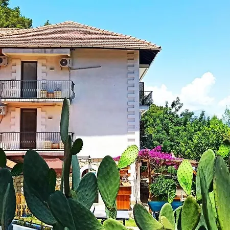 Hotell Swiss Eviniz (adults Only)