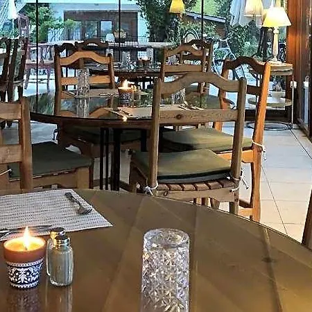Swiss Eviniz (adults Only) Szálloda 3*