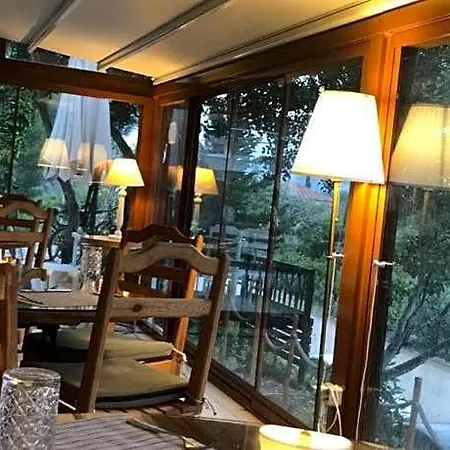 Szálloda Swiss Eviniz (adults Only)