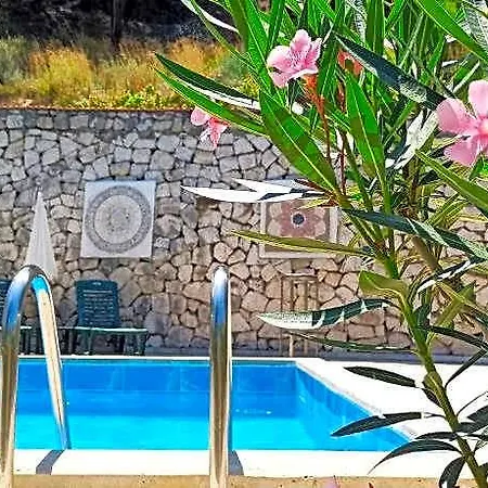 Hotel Swiss Eviniz (adults Only)