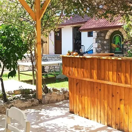 מלון Swiss Eviniz (adults Only) 3*